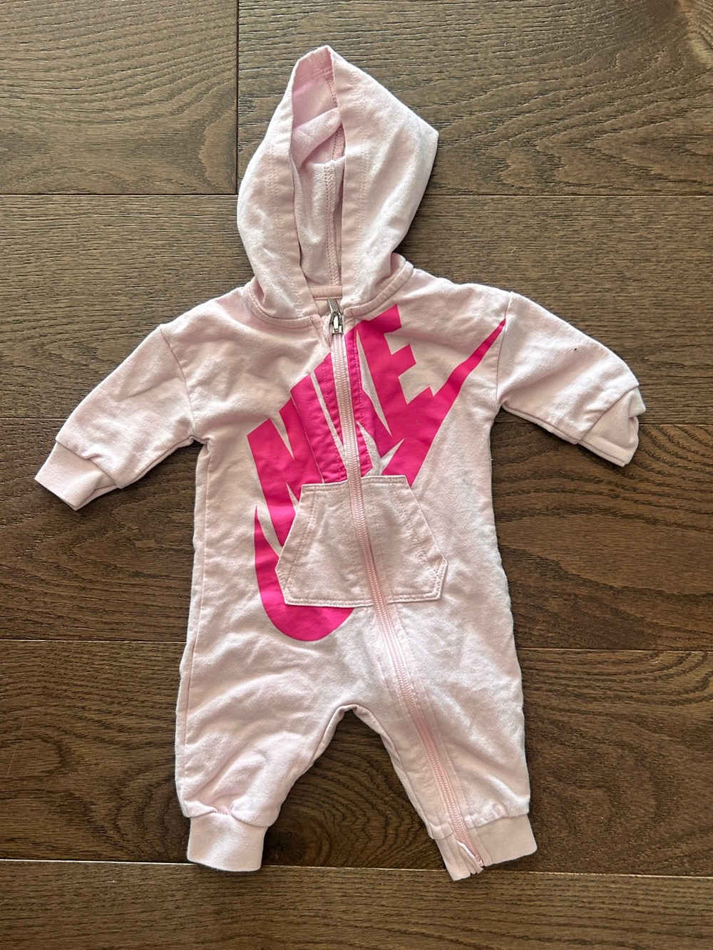 Nike Size 3 month Baby Girl's One Piece Sweatsuit Outfit